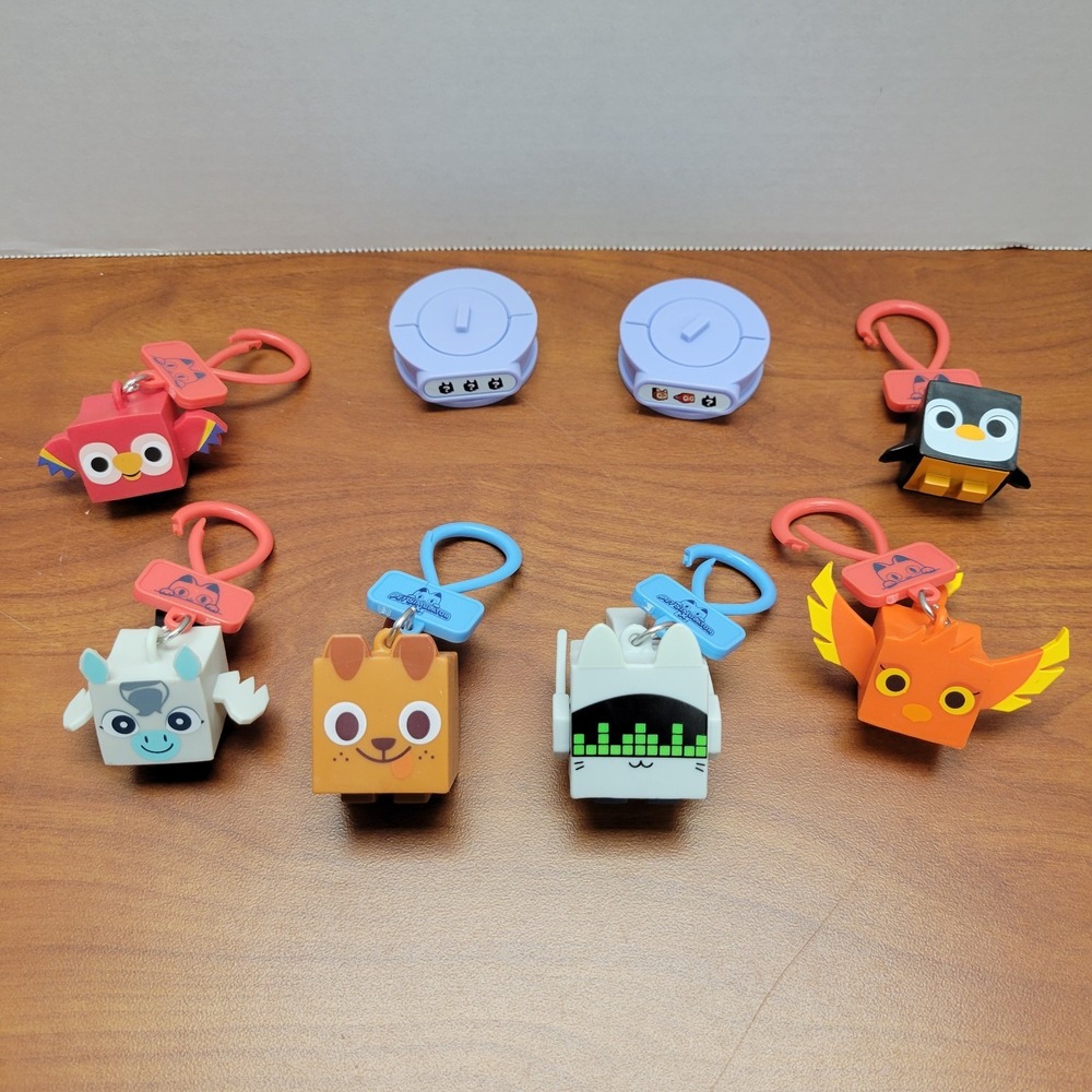 Pet Simulator X lot of 6‎ keychain / backpack clip on